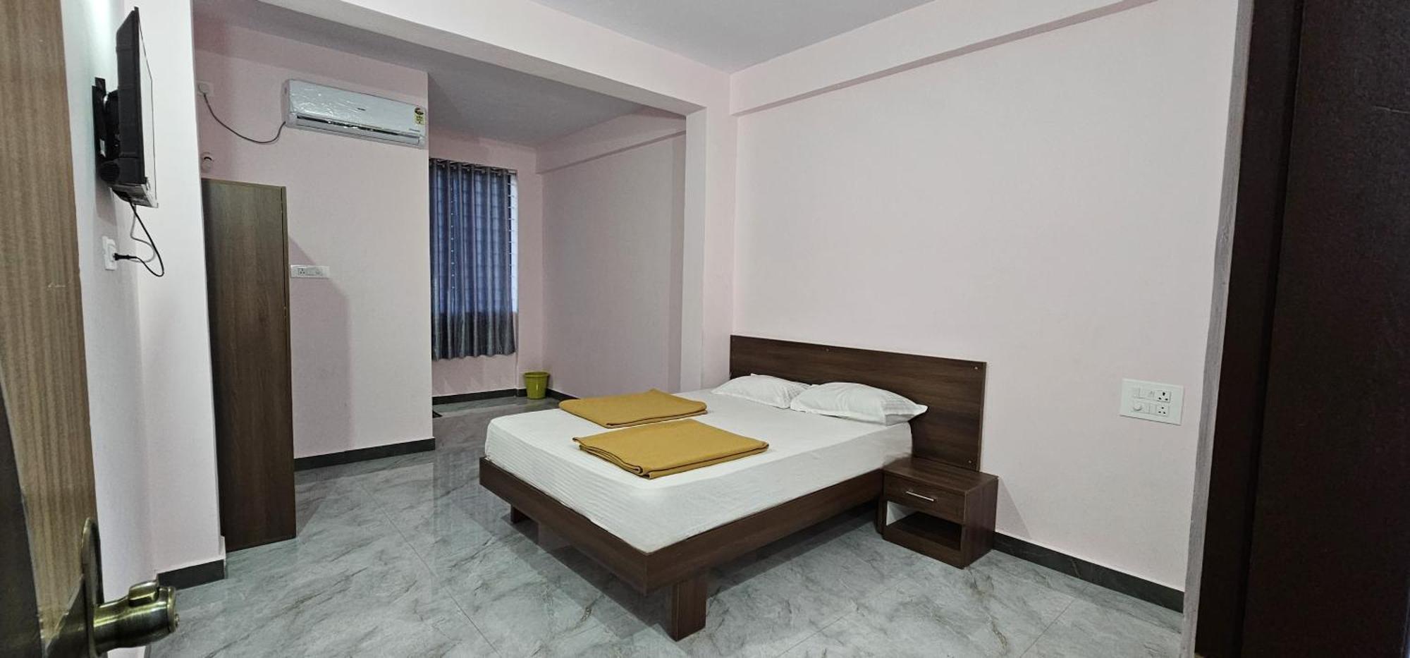 Golden Palace Residency Belagula Zewnętrze zdjęcie